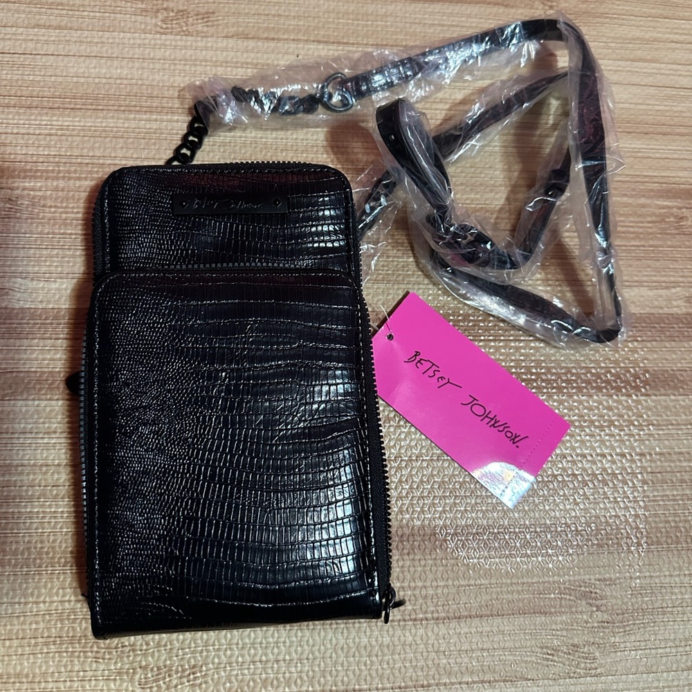 New Betsey Johnson chain black patent faux leather crossbody croc bag black tags
